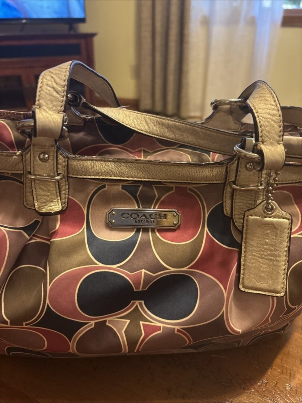 Coach Signature Scarf Sateen Tote Pink - Picture 2 of 8